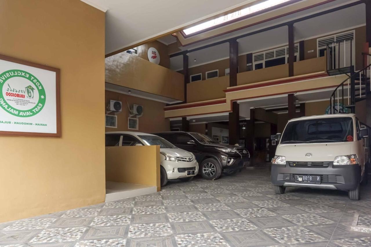Omah Kalimosodo Mitra Reddoorz Near Stasiun Malang Kota Baru Hotell Exteriör bild